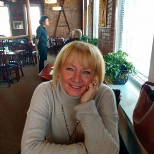 Meet your Posher, Joan